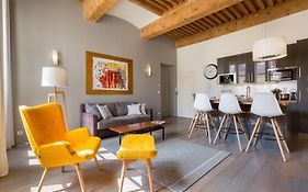 Pearl- Appartement T2 Sur Traboule Classee - Calme